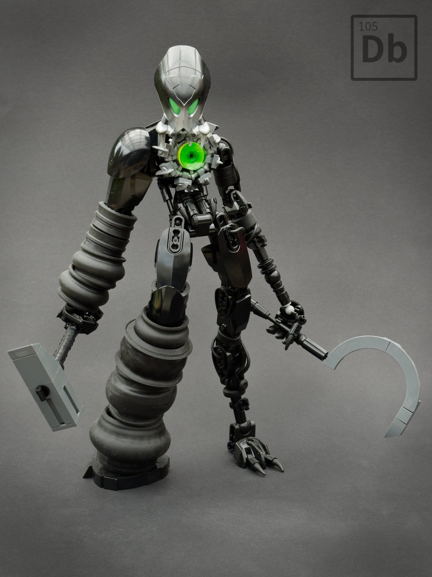 Bionicle based on the element Dubnium