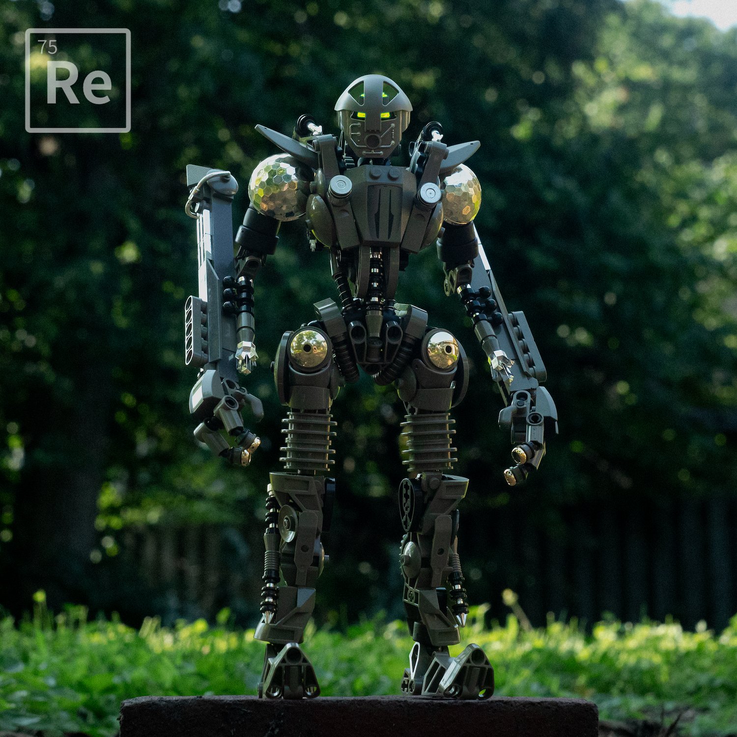 Bionicle based on the element Rhenium